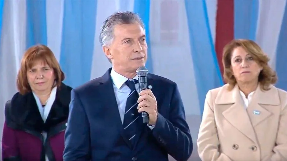 Macri cuestionó el comportamiento "patotero" de los Moyano y los culpó por generar desempleo 