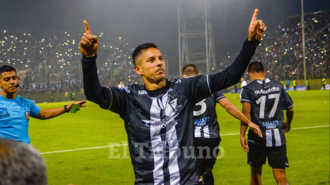 Núñez: “Me quiero quedar en Central, hay Nivi para rato”