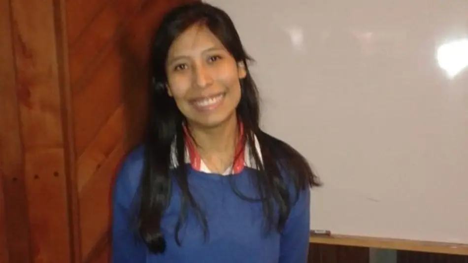 La joven Laura Cruz se convirtió hoy en la primera ingeniera nuclear salteña