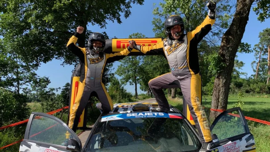 Alonso ganó en Polonia y es puntero en el rally europeo