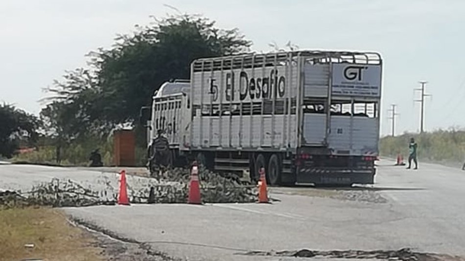 Vehículos entran a Pichanal sin control por dos caminos precarios