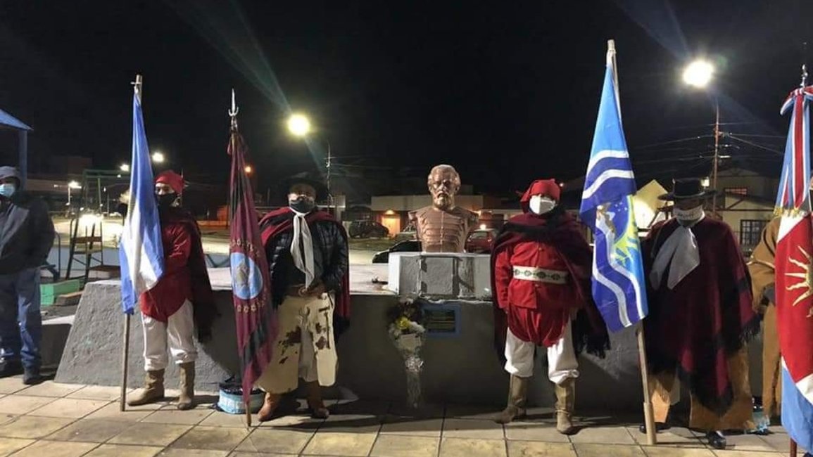 En Río Gallegos los gauchos hicieron su Guardia Bajo las Estrellas