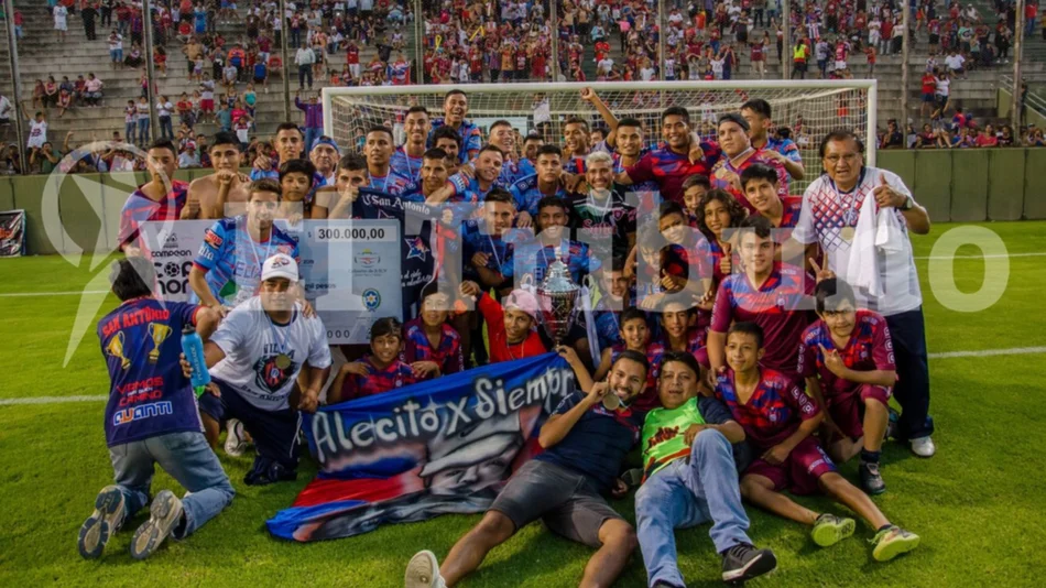San Antonio está de cumpleaños y lo festeja en casa