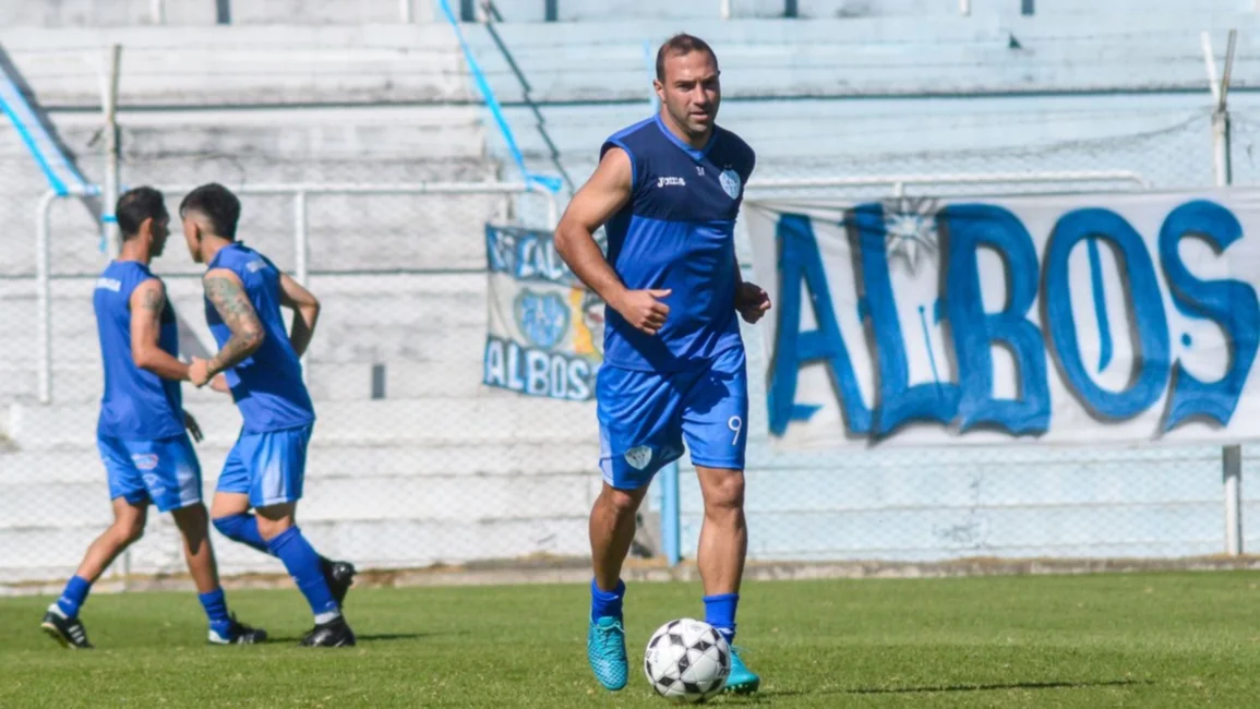 Juan Perillo positivo de COVID-19 en Gimnasia y Tiro