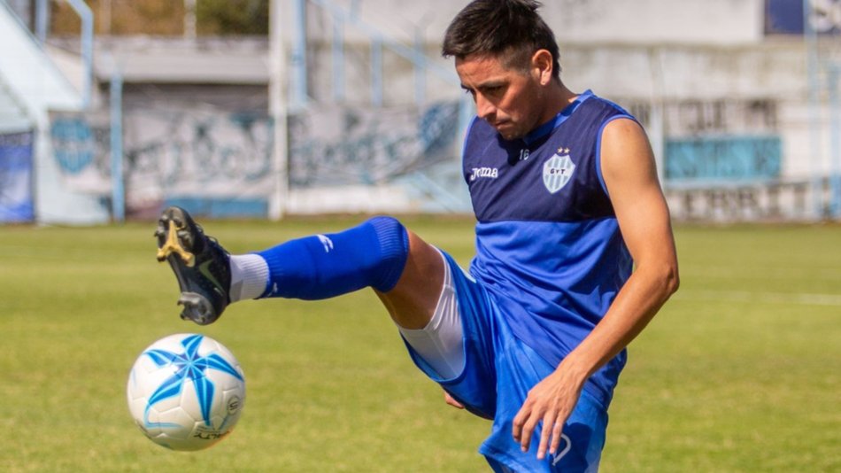 Barrionuevo se gana un lugar en el once de Gimnasia y Tiro