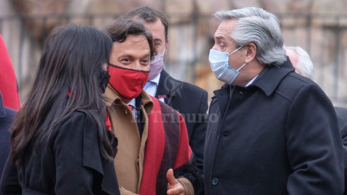 El gobernador Gustavo Sáenz está aislado porque su esposa tiene COVID-19