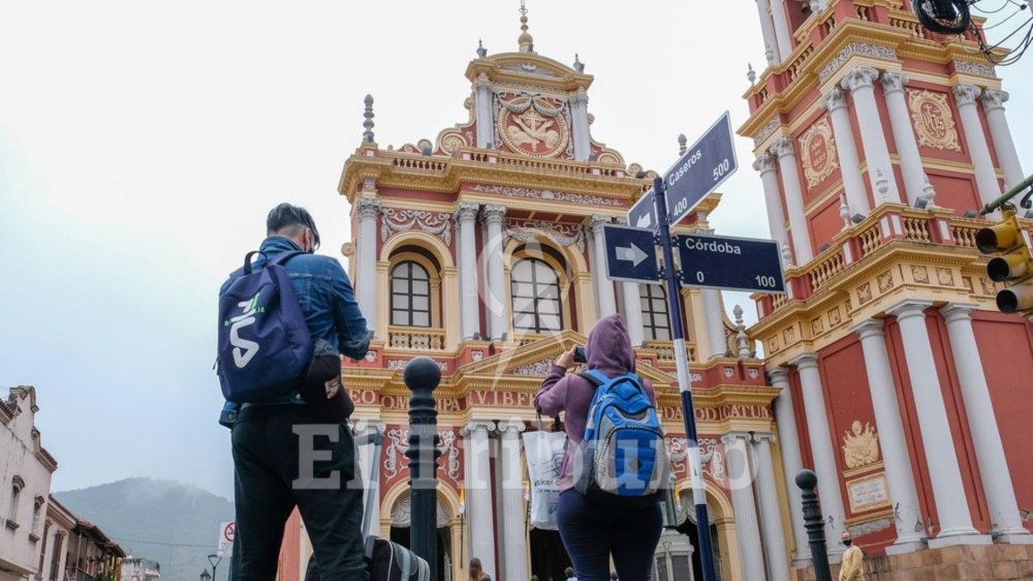 El peor fin de semana largo para el turismo y la gastronomía