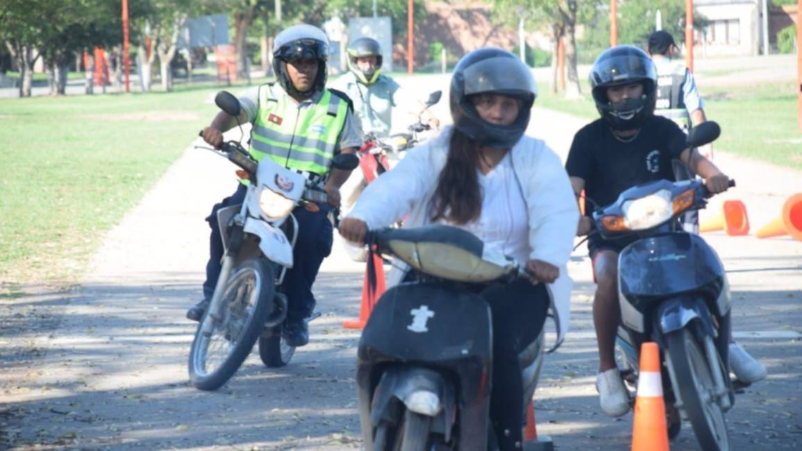 Invitan a la clínica de conducción segura para motociclistas 