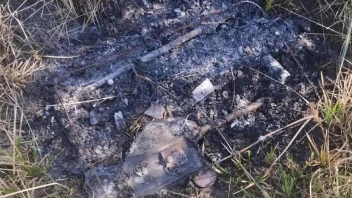 Hallaron prendas de Cecilia y una valija quemada en un campo