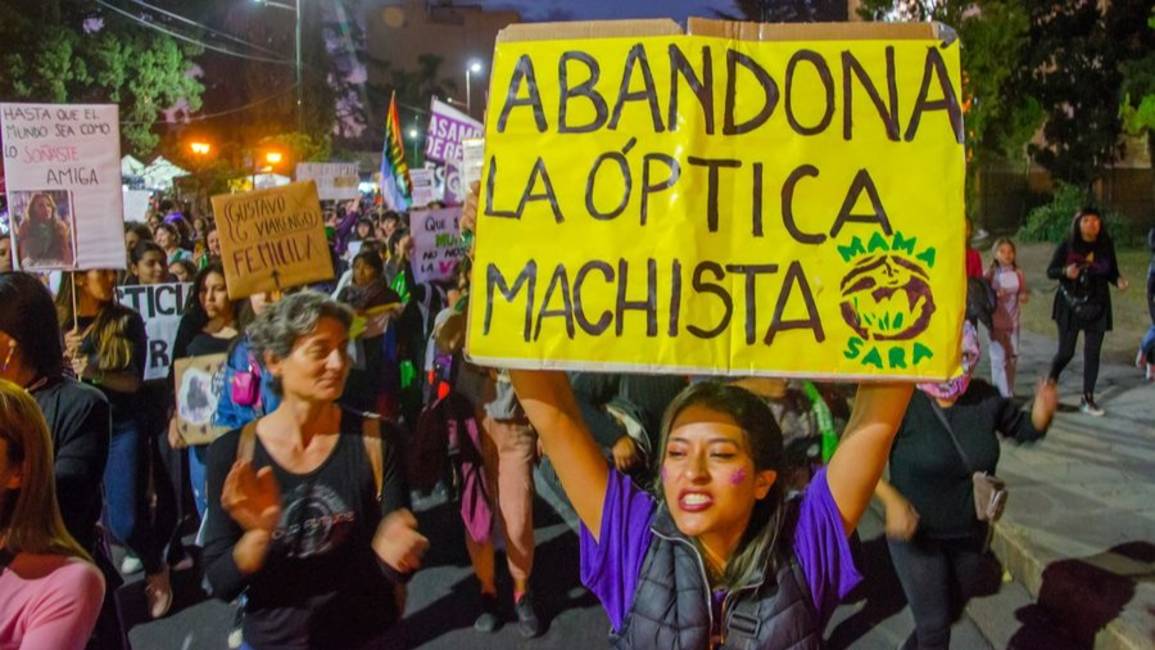 Mujeres y disidencias marchan para visibilizar la violencia que "atraviesa a toda la sociedad"