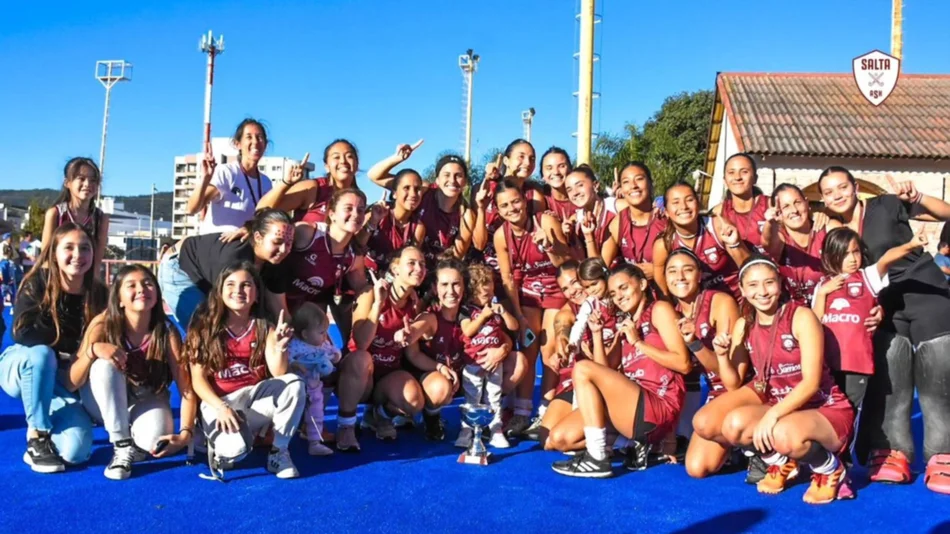 Popeye se metió en la lucha por conquistar la Súper Liga de hockey