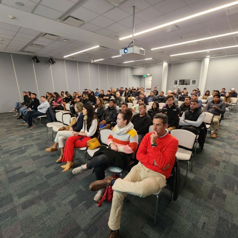 Ganfeng Lithium capacitó a contratistas en su segundo taller de seguridad - Ganfeng Lithium capacitó a contratistas en su segundo taller de seguridad