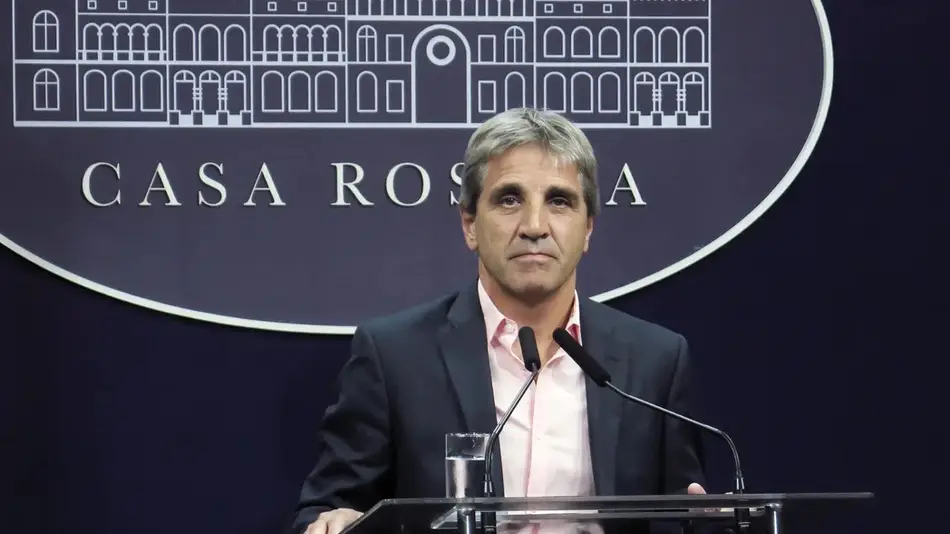 Cuáles son los sectores que se pueden beneficiar con la baja del impuesto PAIS