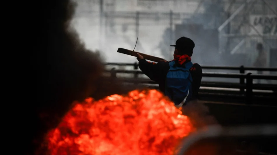 El Gobierno advirtió que la protesta en el Congreso fue un intento de "golpe de Estado" 