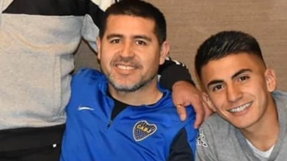  Thiago Almada reveló detalles de su charla con Riquelme