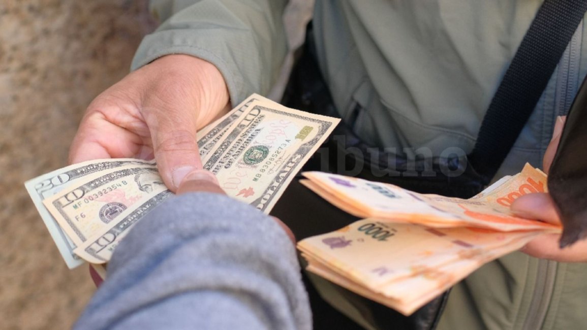 Dólar blue en Salta: nuevo ascenso de la divisa norteamericana en la city salteña este martes 18 de junio