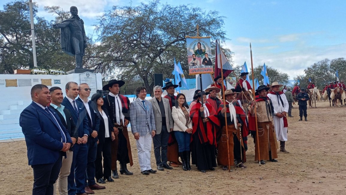 Recordaron al gral. Manuel Belgrano en las márgenes del río Juramento