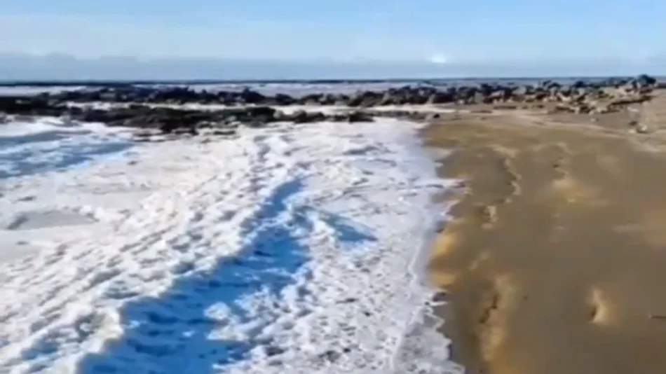 VIDEO: ¡increíble! Se congeló el mar en Tierra del Fuego