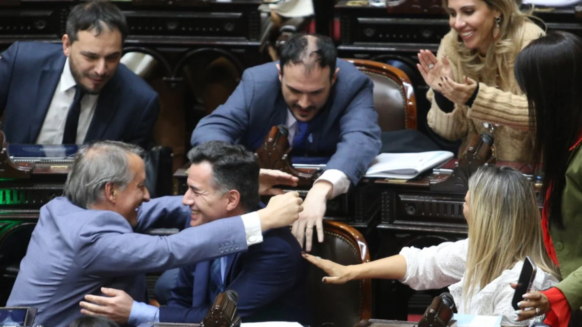 Tras seis meses de debate, Milei ya tiene la ley Bases y la reforma fiscal
