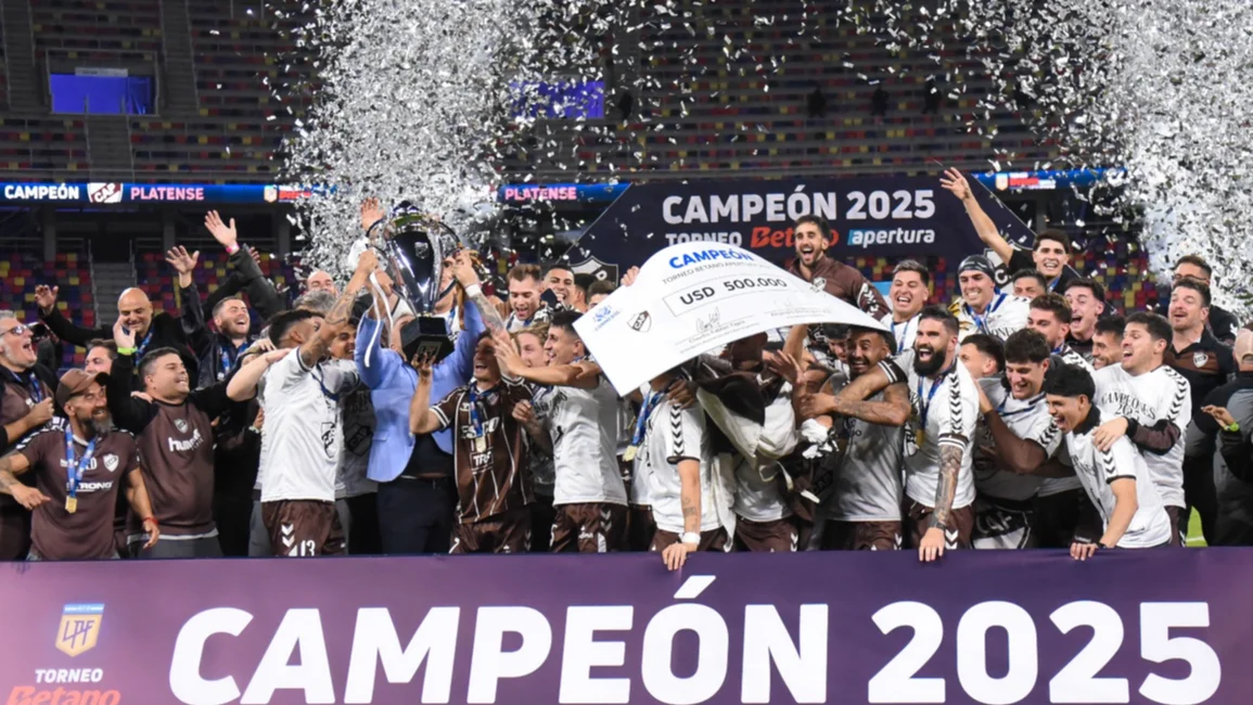 ¡Platense campeón por primera vez! El calamar venció a Huracán 1 a 0 en la final del Torneo Apertura de la Liga Profesional