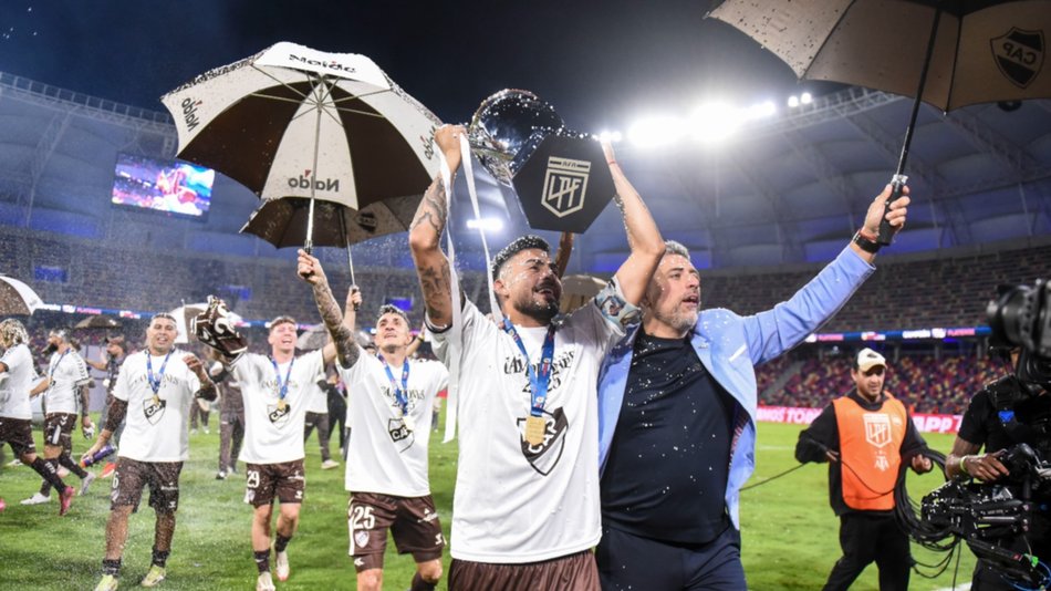 Platense hace historia: campeón del Torneo Apertura 2025 y un nuevo integrante de la élite del fútbol argentino 