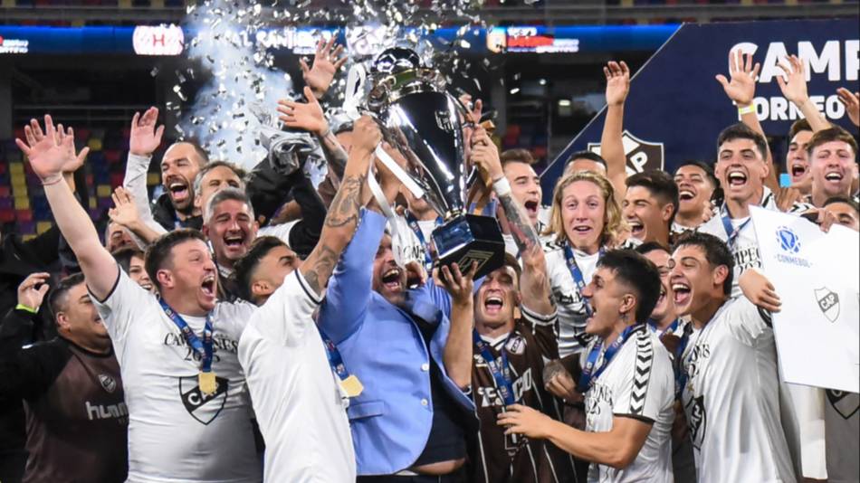 Ronaldo Martínez, el ex-Central Norte que se consagró campeón con Platense en la Liga Profesional 