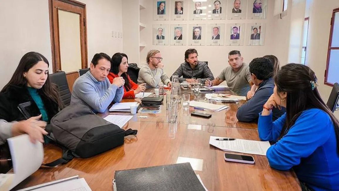 Una unidad para administrar a los mercados municipales