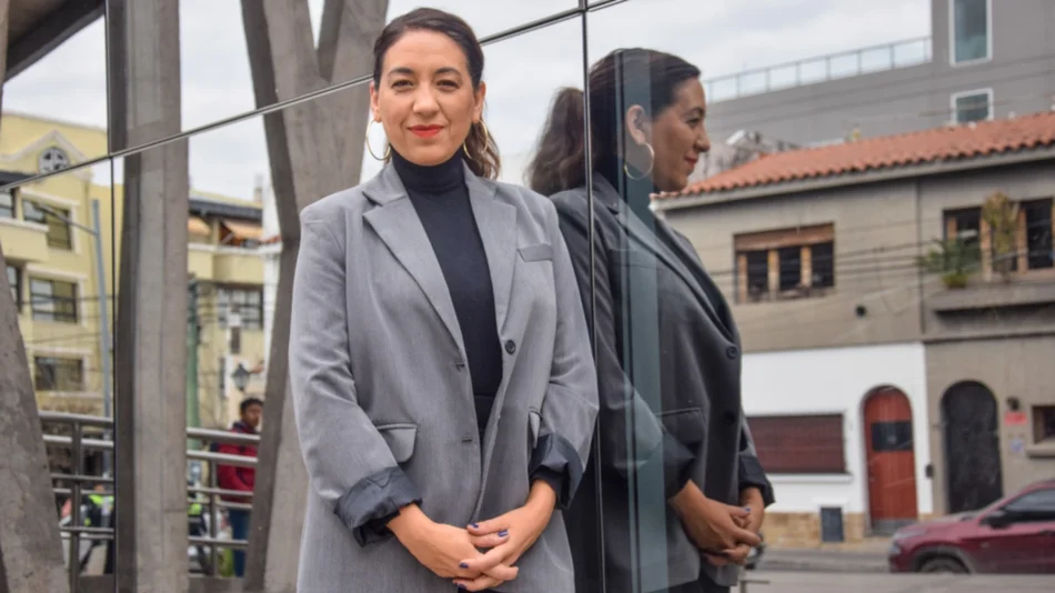 Lorena Vega: "El teatro abre mundos y permite ejercitar una mirada sensible"