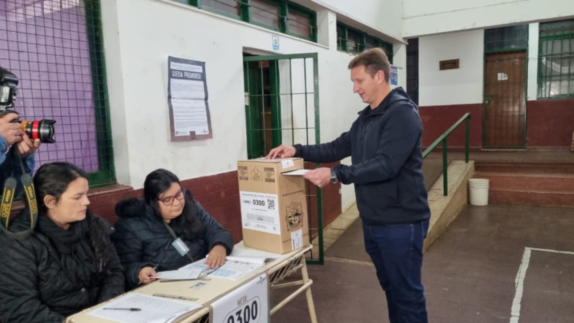 Elecciones en Misiones: se impone el oficialismo con el 32% de los votos, seguido por LLA con 19%