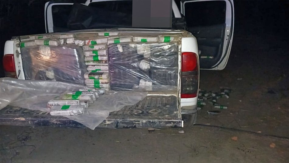 Secuestran más de 1.300 kilos de hojas de coca que salieron de Salta- Secuestran más de 1.300 kilos de hojas de coca que salieron de Salta
