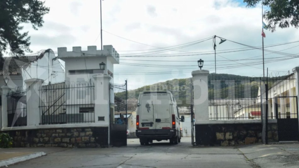 Requieren juicio para un interno por el homicidio de otro recluso en la cárcel de Villa Las Rosas