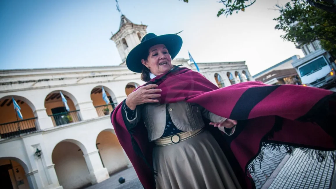 La gaucha Inés Aparicio recordó a las mujeres que pelearon codo a codo con "Los Infernales"