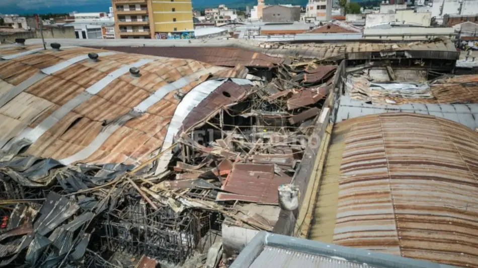 Arrancó la reconstrucción del mercado San Miguel: Se invertirán 9 mil millones de pesos 