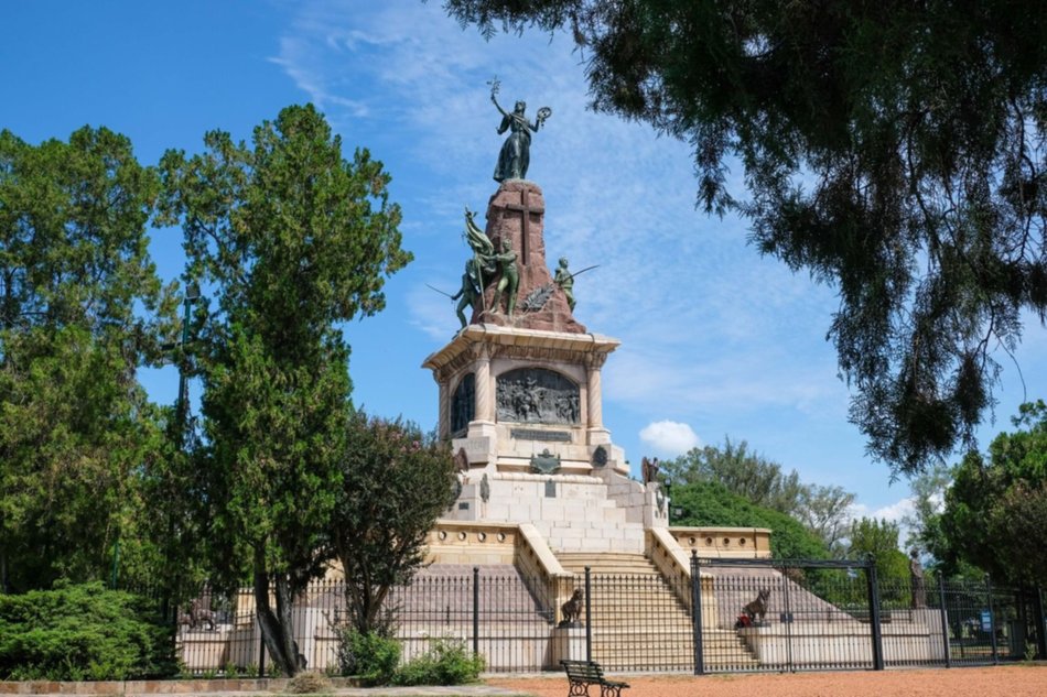 ¿Sabías que la primer jura de lealtad a la bandera fue en Salta?- ¿Sabías que la primer jura de lealtad a la bandera fue en Salta?