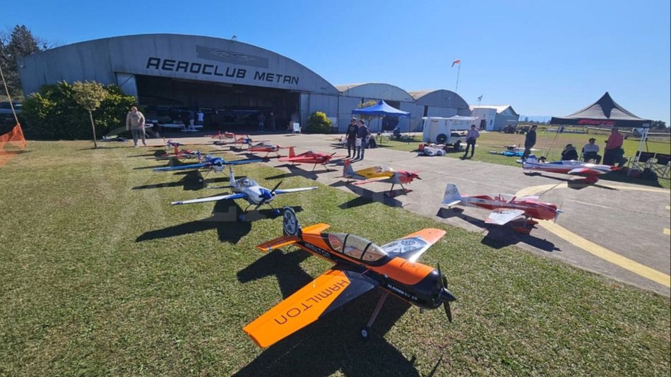 En Metán se desarrolló con éxito una competencia nacional de aeromodelismo
