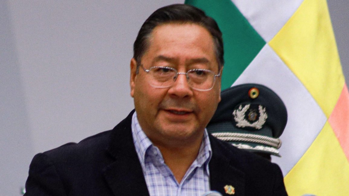 Bolivia vive "al día" con los dólares