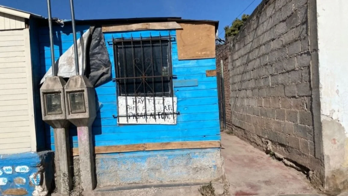 Una beba fue entregada por su joven madre provocando un dramático momento