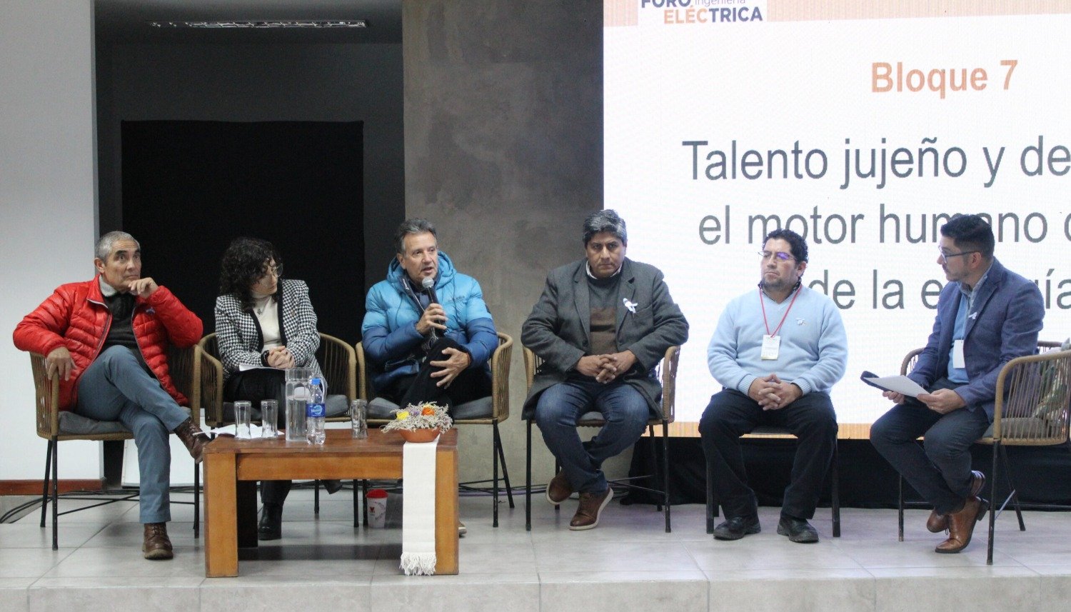 UCASAL participó del Foro de Ingeniería Eléctrica más importante del NOA
