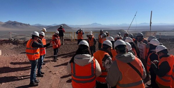 Una invitación a conocer la minería desde adentro