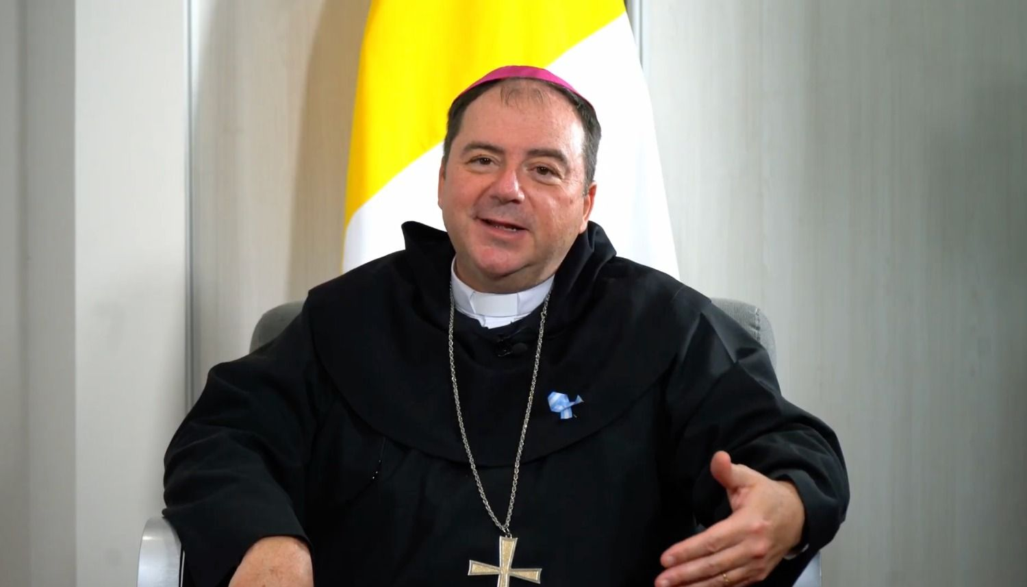 Frente a la hiperconectividad, Monseñor Darío Quintana llamó a “volver al corazón” en UCASAL