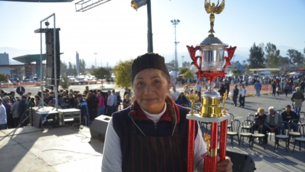 Ana Azucena López: Disfruto lo que hago, me gusta cocinar