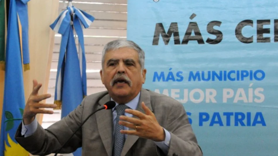 De Vido continúa estable