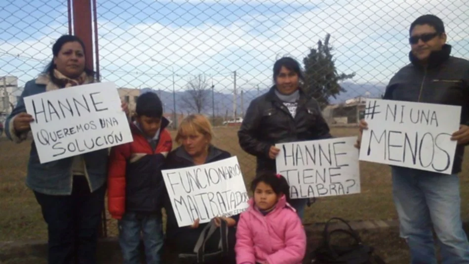 Polémica y huelga de hambre frente al Grand Bourg