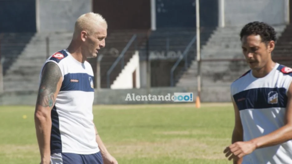 Cárdenas entrenó sin problemas y será de la partida | Mitre