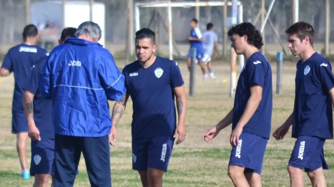 Con Maxi Martínez, Gimnasia completó la tropa para la pretemporada