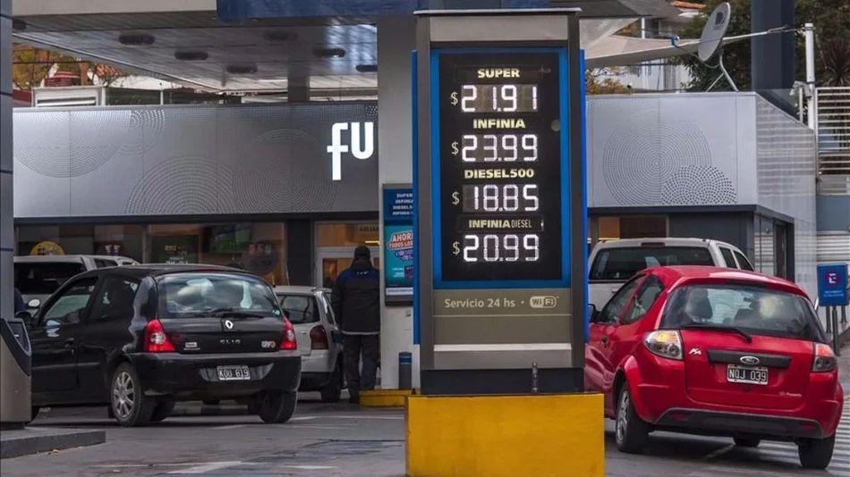 Por el aumento, la nafta súper llegó a casi a $22 en Salta