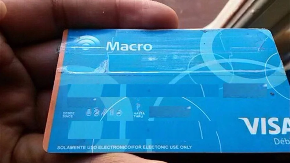 Alertan sobre estafas con  tarjetas de débito en la ciudad