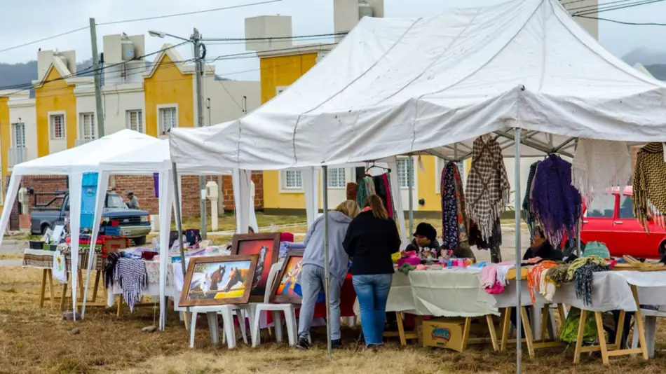 El Huaico: Se formó una nueva feria de cocina y artesanías