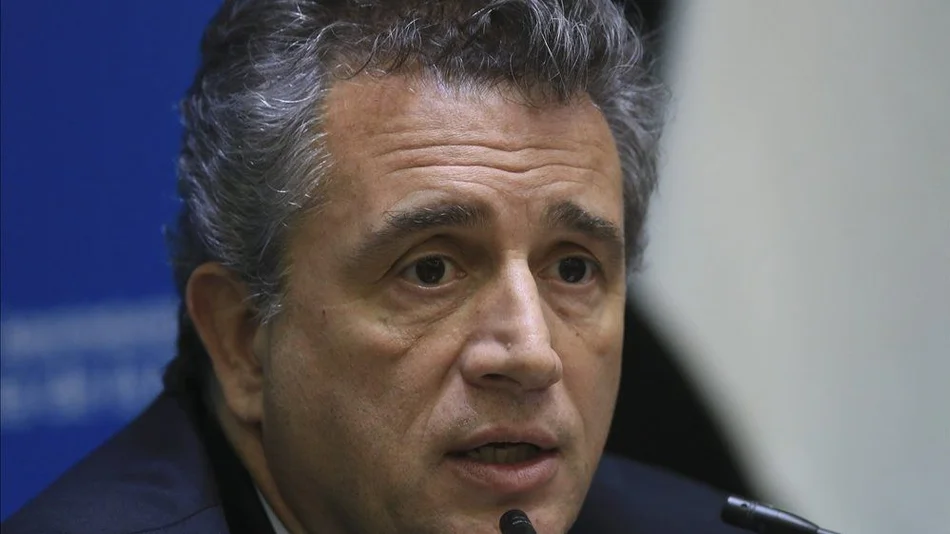 Las provincias,  con el motor que  no arranca