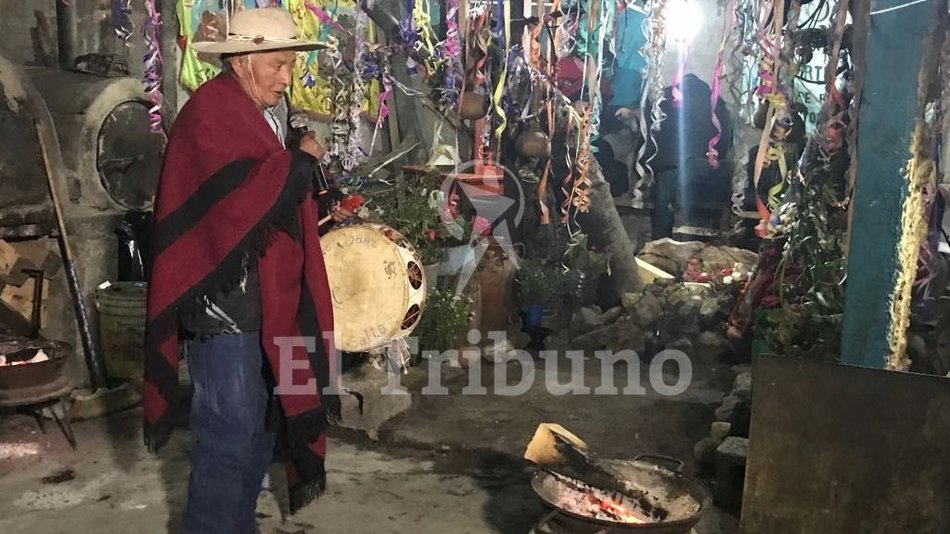 Así fue a la medianoche el desentierro del mojón en la casa de Severo Báez